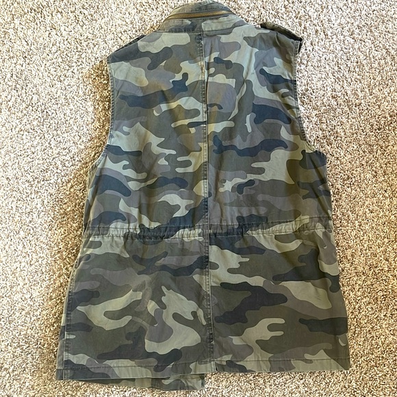LOVE TREE Army Gray/Green Camo Utility Vest GUC Size 1X - Picture 2 of 7